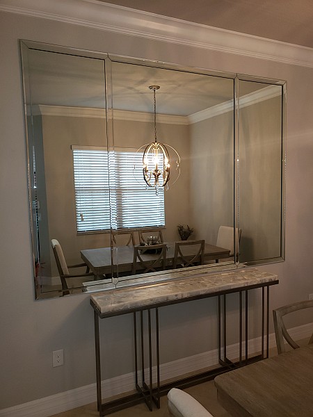 wall mirrors in dining room